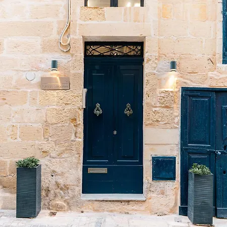 Gasthof 10 At Palazzo Seraphim Boutique Living In St Julians