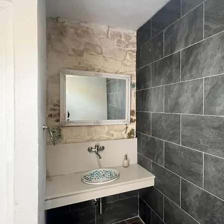10 At Palazzo Seraphim Boutique Living In St Julians Gasthof 3*
