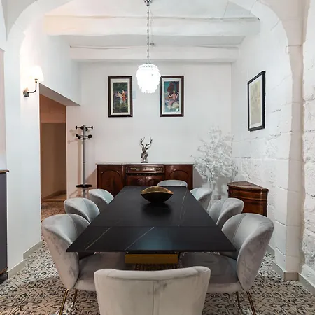 Pensión 10 At Palazzo Seraphim Boutique Living In St Julians