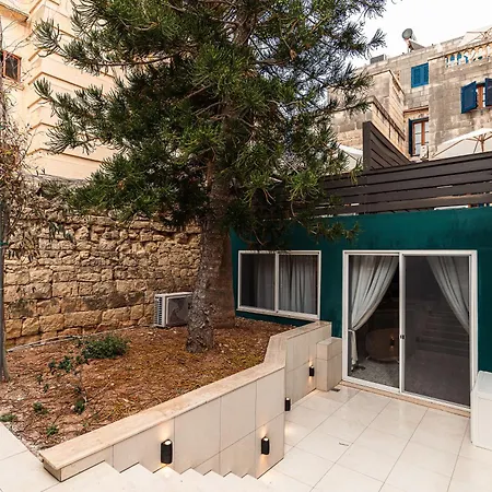 10 At Palazzo Seraphim Boutique Living In St Julians