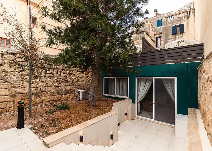 10 At Palazzo Seraphim Boutique Living In St Julians